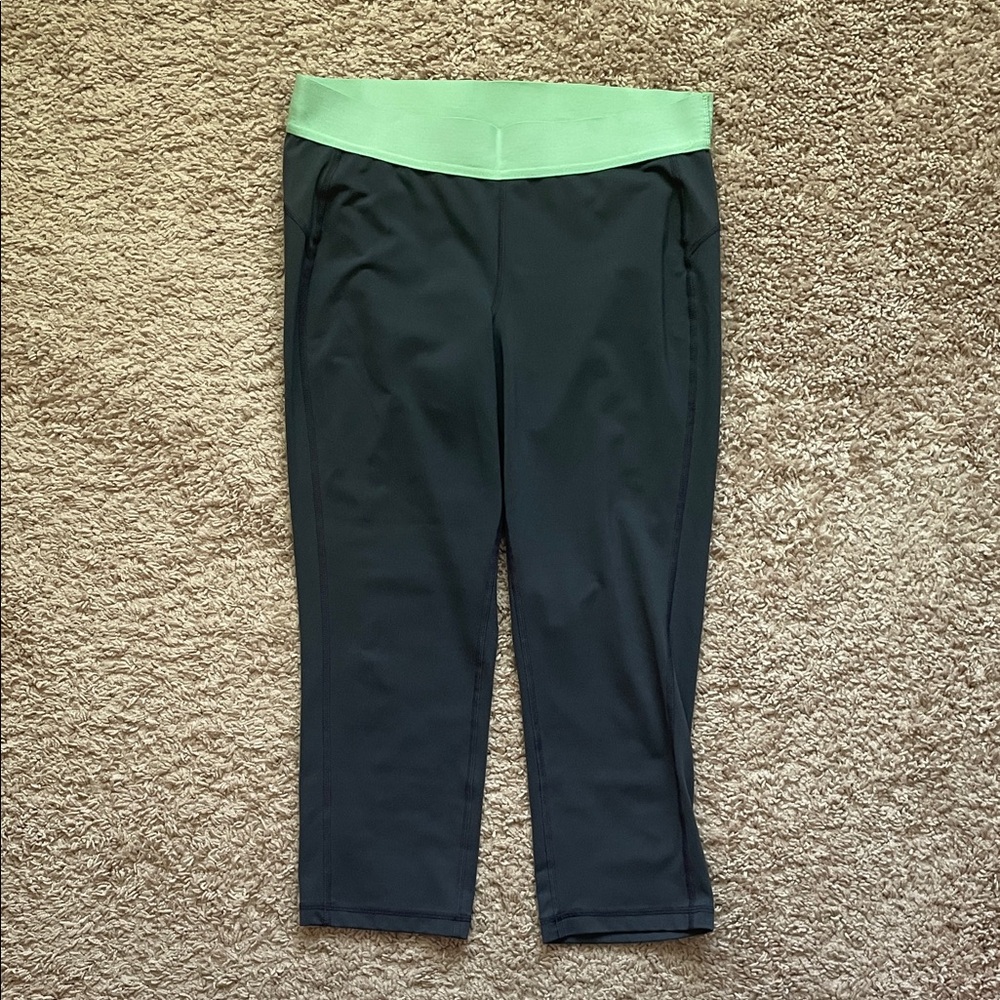 Active by Old Navy Grey Leggings - Picture 2 of 5